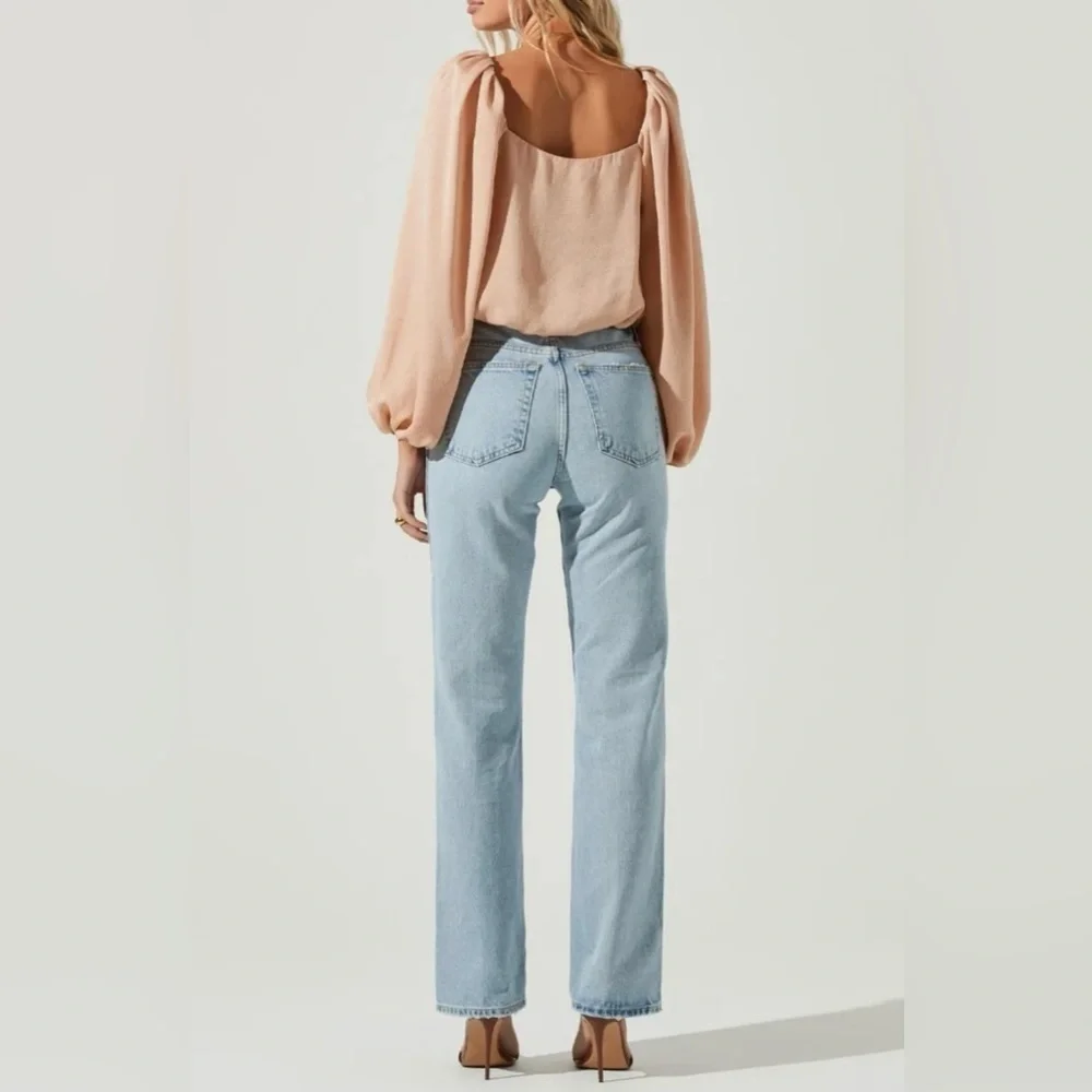 ASTR The Label Cally Revolve Top